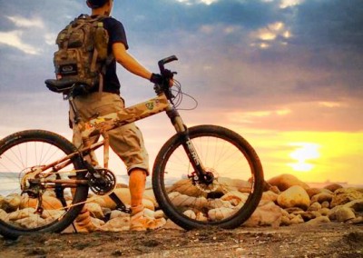 Hao En Wang with his Montague Folding bike
